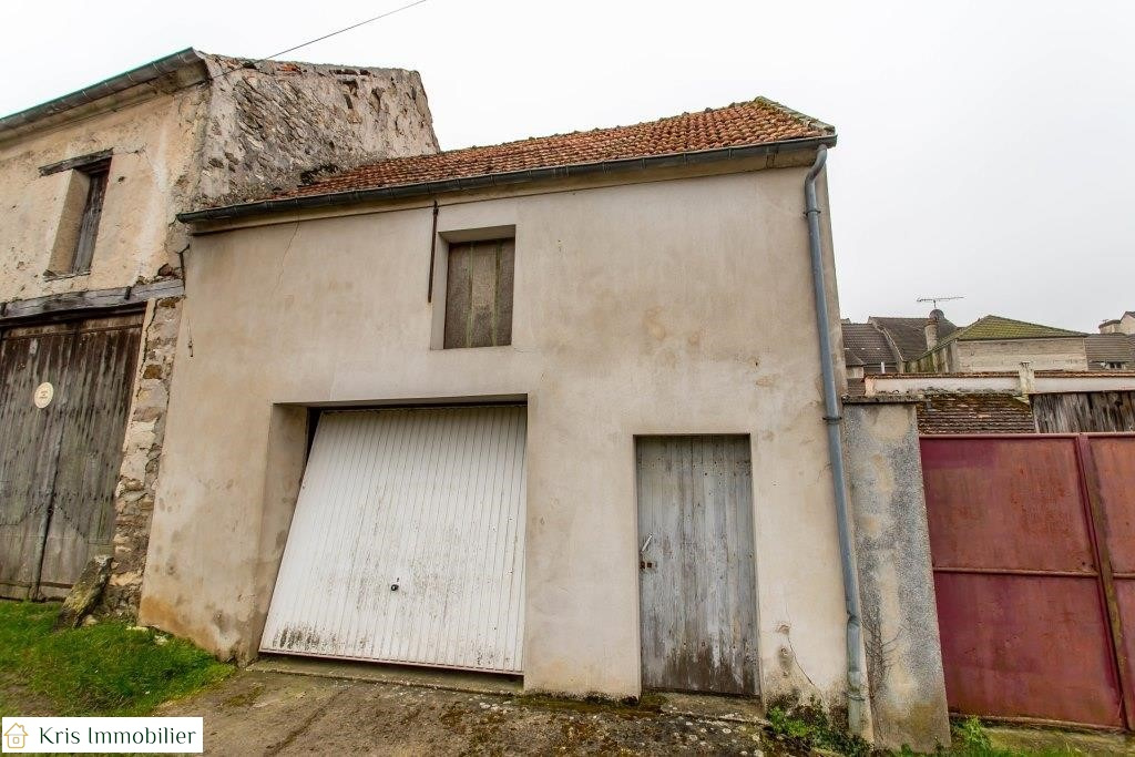 Maison à rénover à 15min de Lizy-sur-Ourcq.