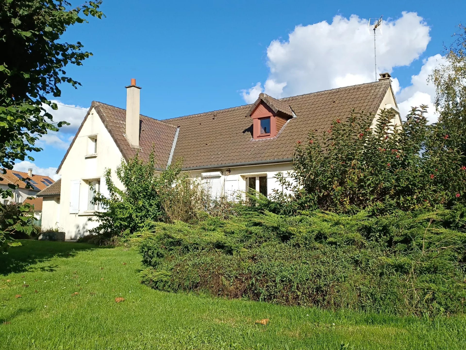 Pavillon indépendant à 10 min de Nanteuil-le-Haudouin